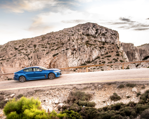 Kia Stinger blue dynamic  (37)